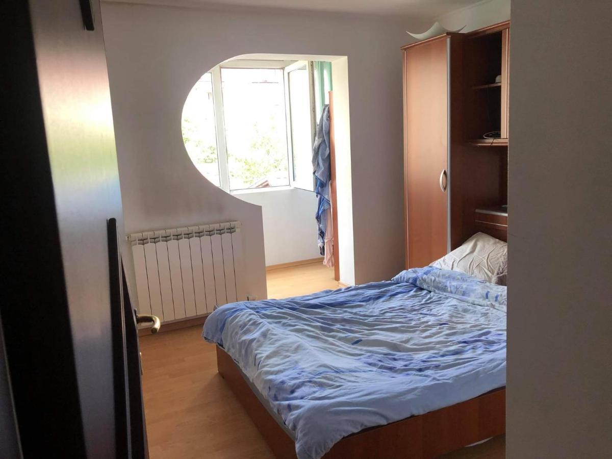 Apartament Apartman Râmnicu Vâlcea Kültér fotó